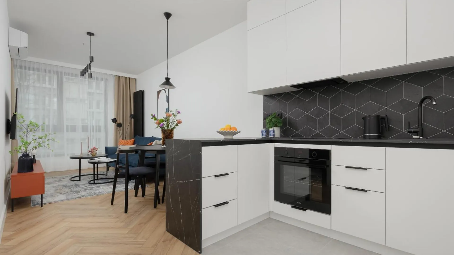 Grzybowska Elegant Apartments In The Heart Of The Capital By Renters Prestige 바르샤바