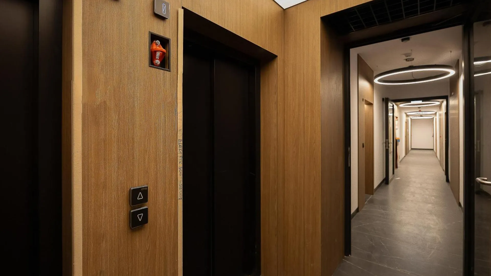 Grzybowska Elegant Apartments In The Heart Of The Capital By Renters Prestige 바르샤바
